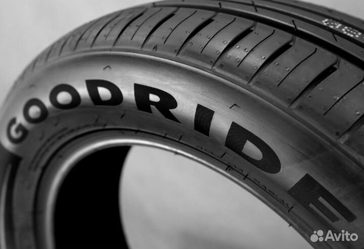 Goodride ZuperEco Z-107 215/55 R17 98W