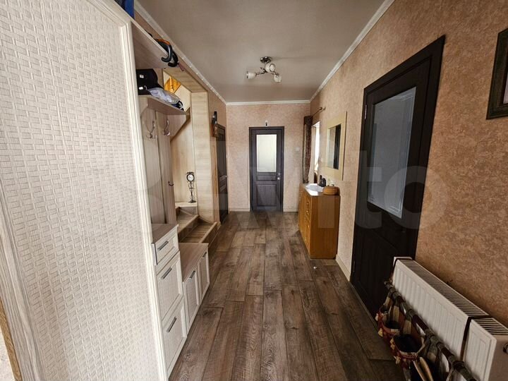 Дом 257 м² на участке 6 сот.