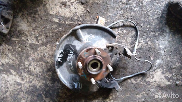 Кулак поворотный передний правый для Mitsubishi Co