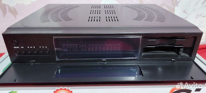 Спутниковый ресивер Galaxy Innovations Gi ST 7699