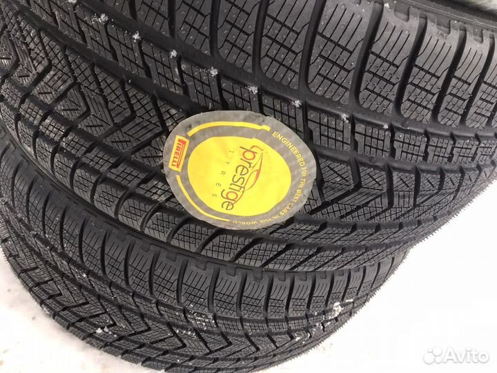 Pirelli Scorpion Winter 315/35 R21 275/40 R21 111V, 4 шт