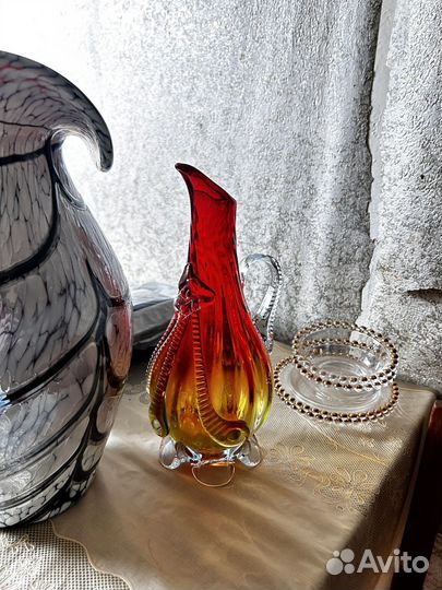 Ваза кувшин/винтаж/красное стекло/стеклянная СССР