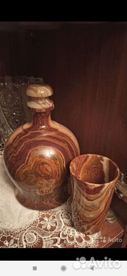 Вазы, графин оникс