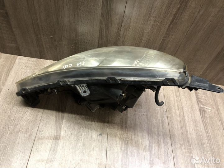 Фара правая Honda Fit ксенон GD1