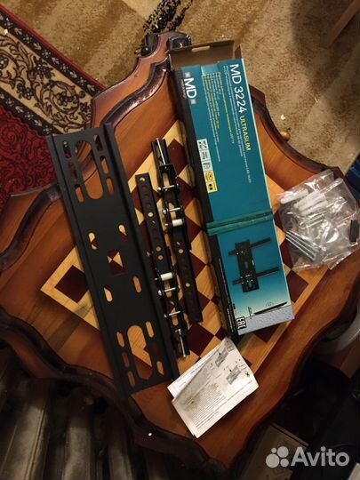 Кронштейн для телевизора