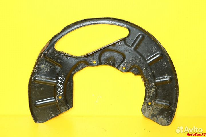 VW Phaeton Пыльник тормозного диска передний правы