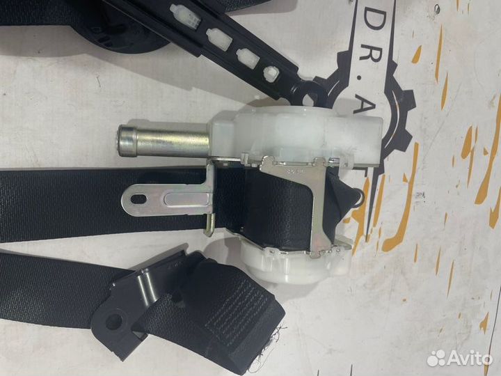 Ремень безопасности передний Lexus Rx F-Sport