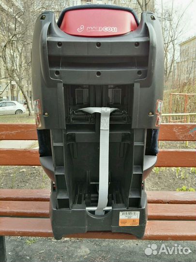 Автомобильное кресло maxsi cosi 9-18kg