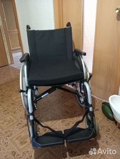Коляска инвалидная