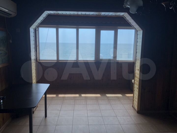 Комната 50 м² в 2-к., 3/3 эт.