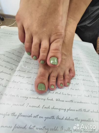 Нужна модель на маникюр