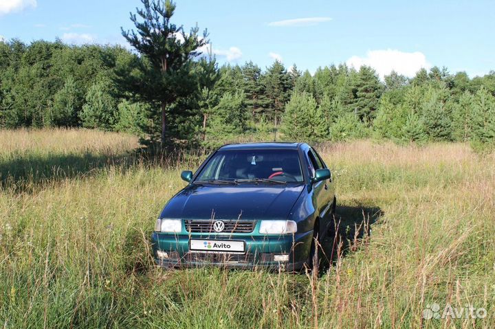 Volkswagen Polo 1.6 МТ, 1998, 166 000 км