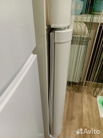 Холодильник Ariston 2х компрессорный