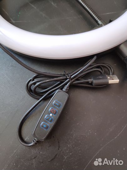 Кольцевая лампа