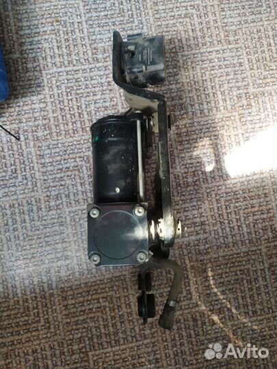 Компрессор пневмо подвески для BMW Х5 е70 дорест