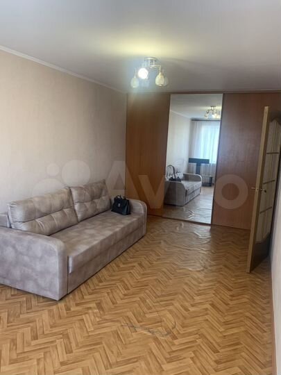2-к. квартира, 55 м², 8/10 эт.