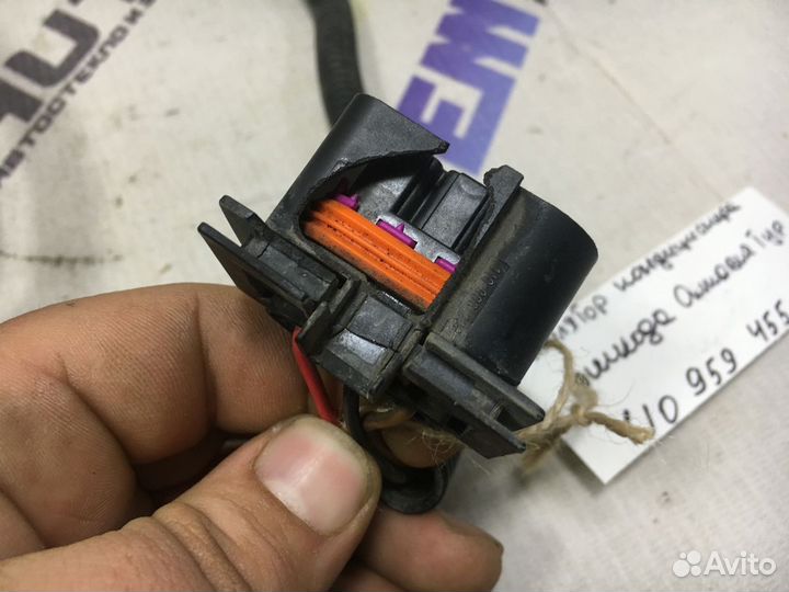 Вентилятор кондиционера Шкода Октавия Тур