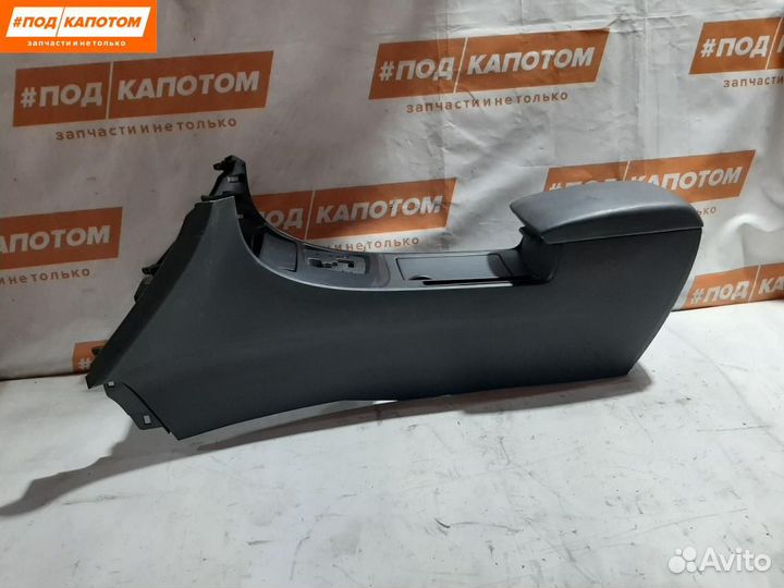 Центральный подлокотник Mazda 3 BL (2008 - 2011)