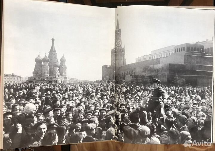 Альбом фотографий Александра Устинова 1941-1945