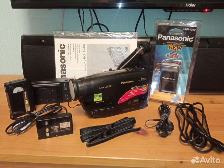 Видеокамера Panasonic VHS-C