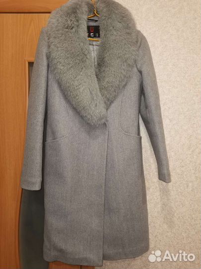 Пальто женское