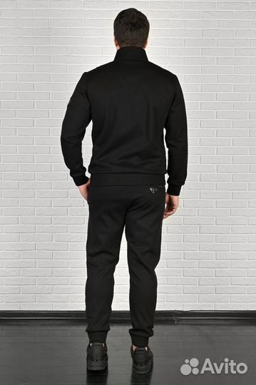 Спортивный костюм мужской