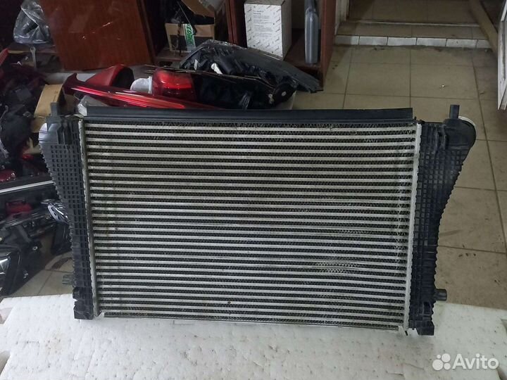 Радиатор интеркулера Volkswagen Tiguan2,2016г