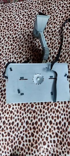 Кронштейн для телевизора поворотный