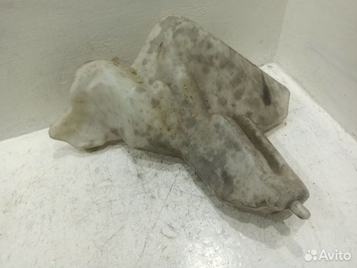 Бачок омывателя A1688690320