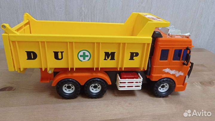 Большой грузовик