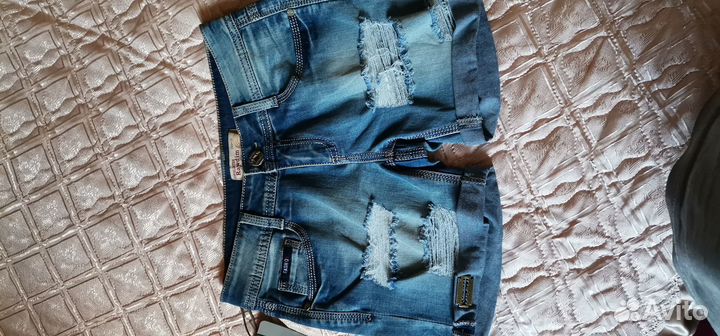 Джинсовые шорты