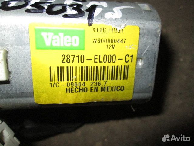 Моторчик стеклоочистителей на Nissan Tiida I (C11)