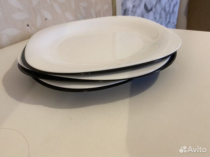 Набор тарелок