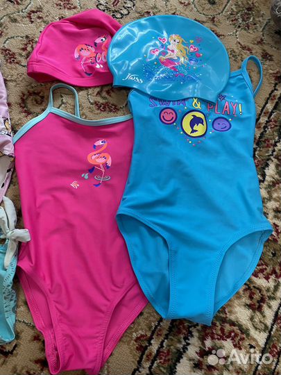 Пакетом Купальники для девочки 86-92, шапочка