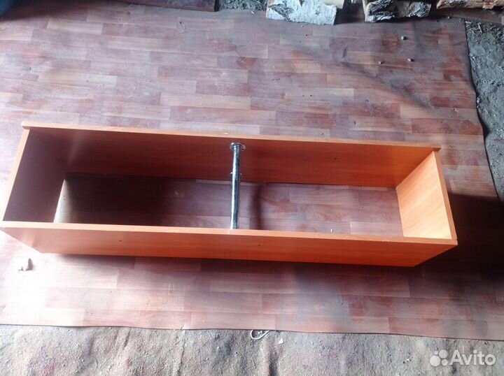 Полка книжная 127*30