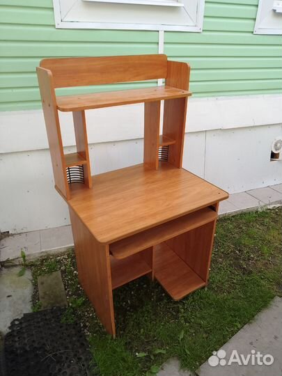 Компьютерные стол