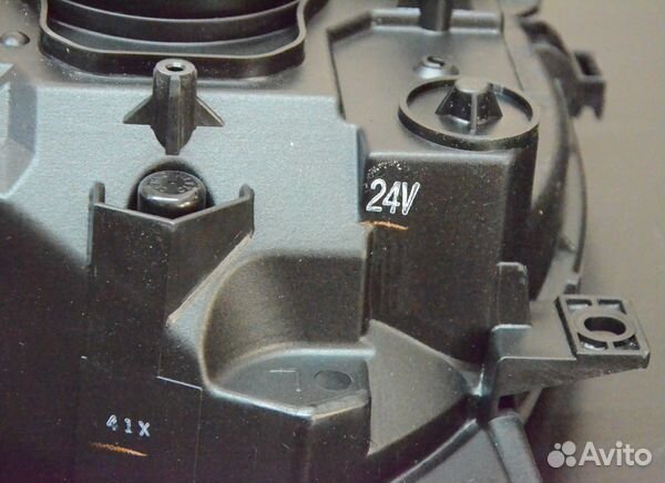 Левая Передняя Фара Isuzu Оригинал NQR71 75 NKR55