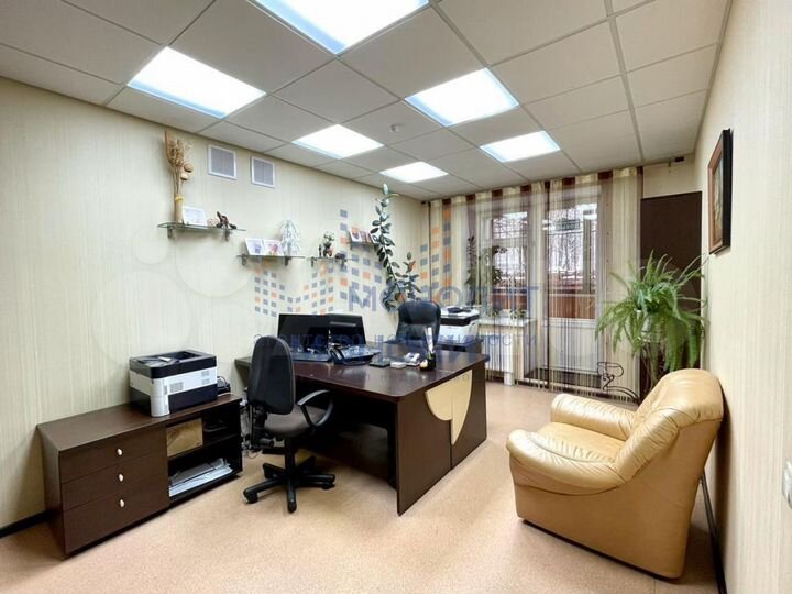 Продам офисное помещение, 225 м²