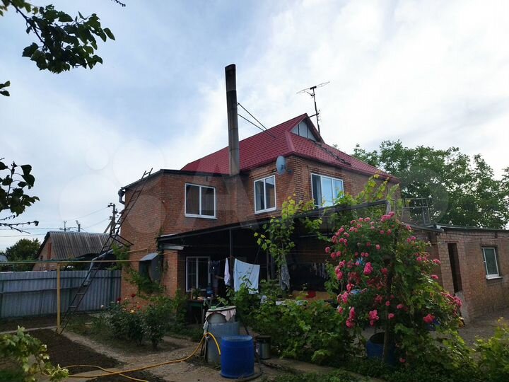 Дом 125 м² на участке 4 сот.