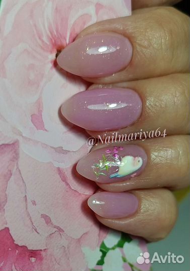 Мастер маникюра и педикюра