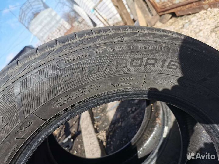 Goodyear Aquatred 215/60 R16