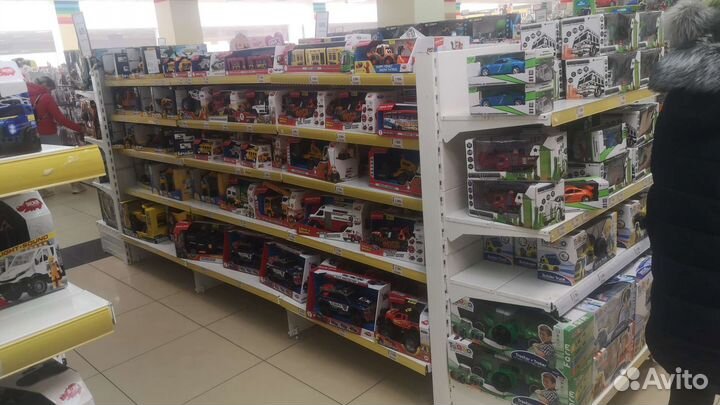 Стеллажи островные