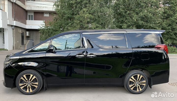 Toyota Alphard 3.5 AT, 2018, 272 692 км