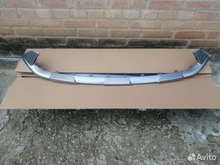 Накладка на передний бампер Toyota C-HR 2021-2023