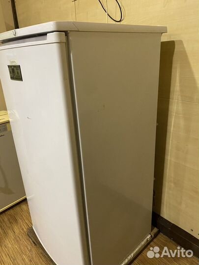 Холодильник Бирюса