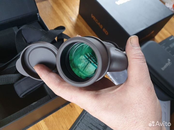 Монокуляр levenhuk Vegas ED 8x42