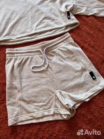 Летний женский костюм с шортами 44 размер