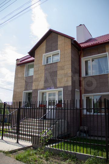 Таунхаус 180 м² на участке 2,5 сот.