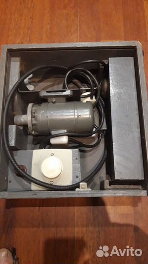 Тепловая пушка дизельная, слесарная машина 