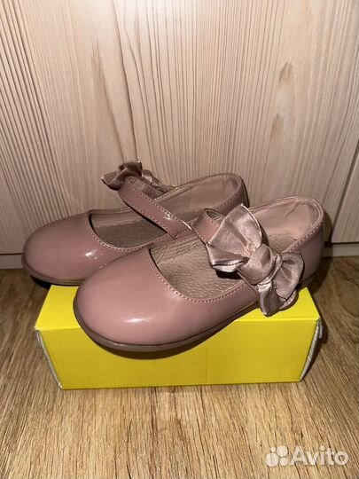 Туфли для девочки